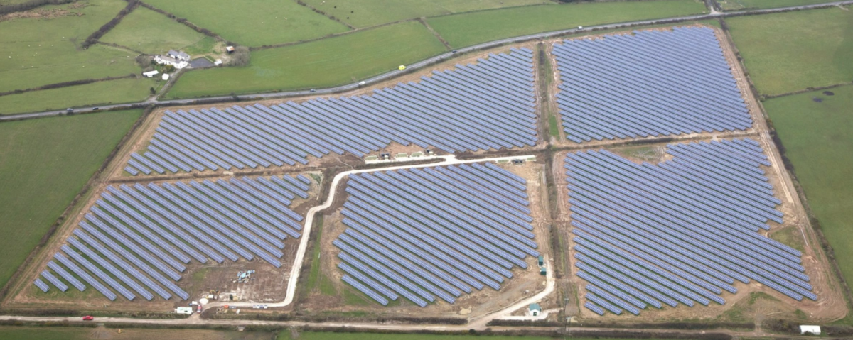 Global partnership between Equans and Low Carbon on large-scale photovoltaic and storage projects